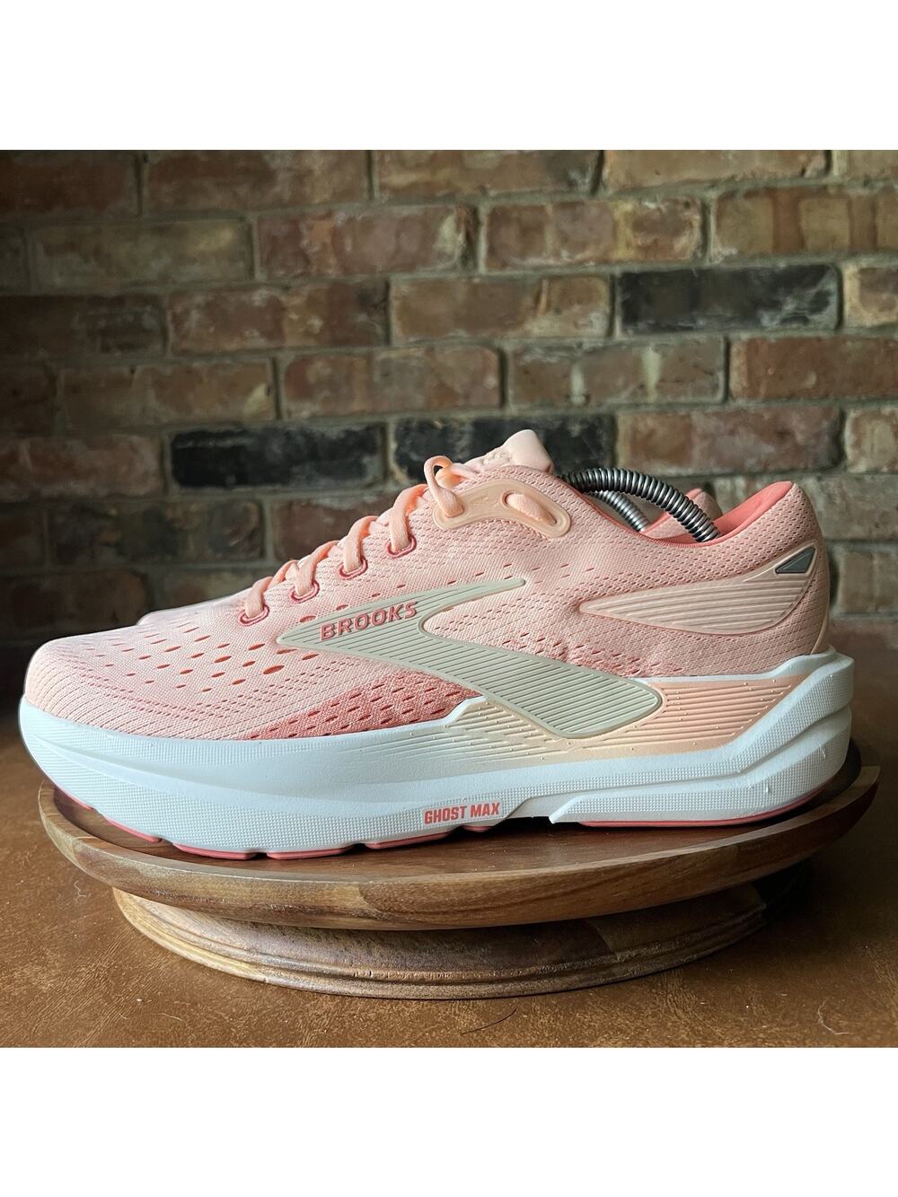 Brooks Ghost Max 3 Max Cushion Women's 11.5 Peach Pink Running Shoes Sneakers